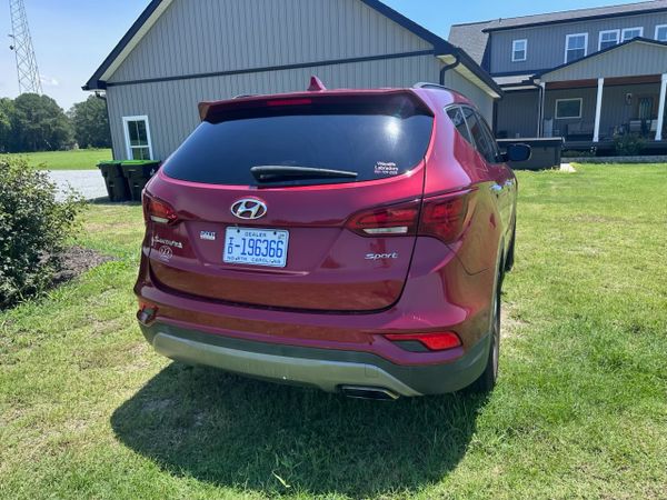 2017 Hyundai Sonata Fe Sport  image 2
